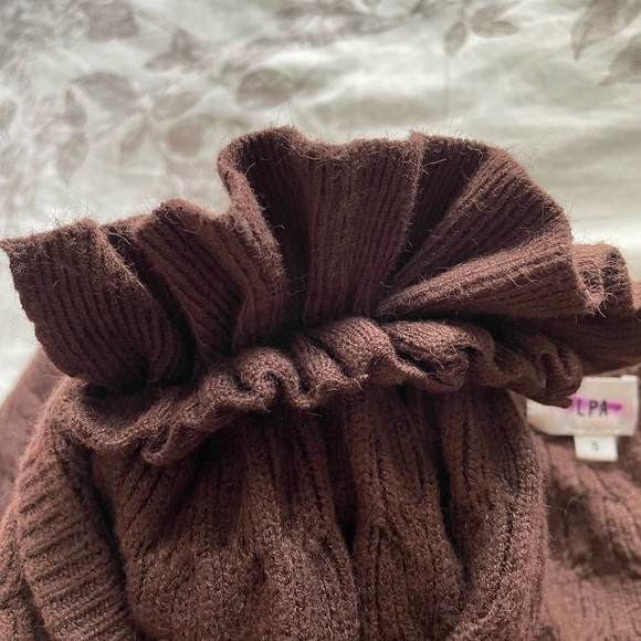LPA Soren Chocolate Brown Cropped Cable Knit Sweater Ruffle Trim Small Coquette - Picture 4 of 10